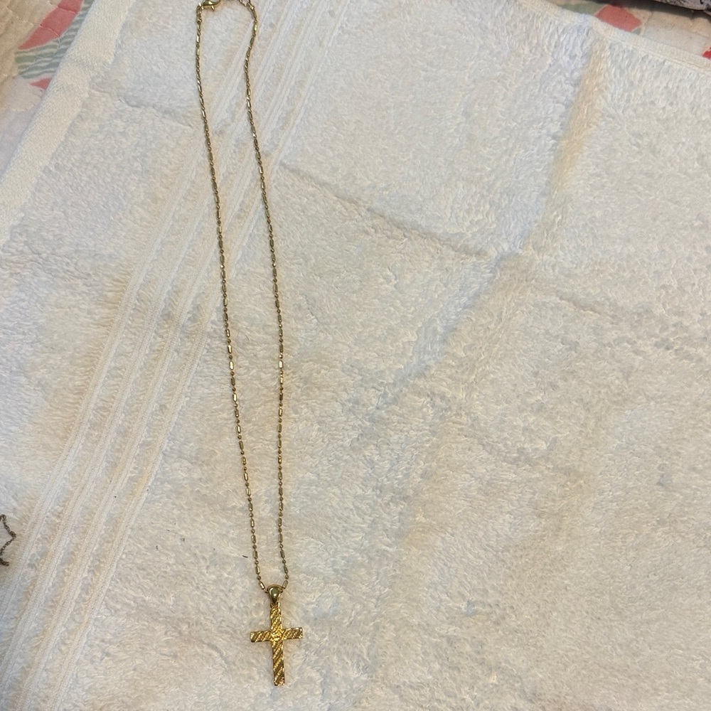 Elegant Gold Cross Pendant Necklace